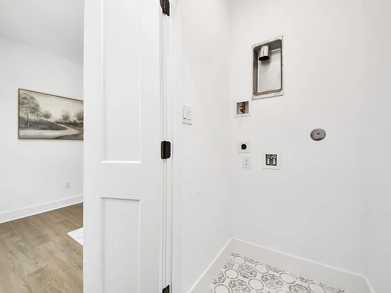 5029 Broom St #A — Photo 21