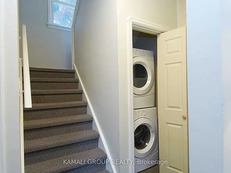 138 Johnston Ave #MAIN — Photo 14