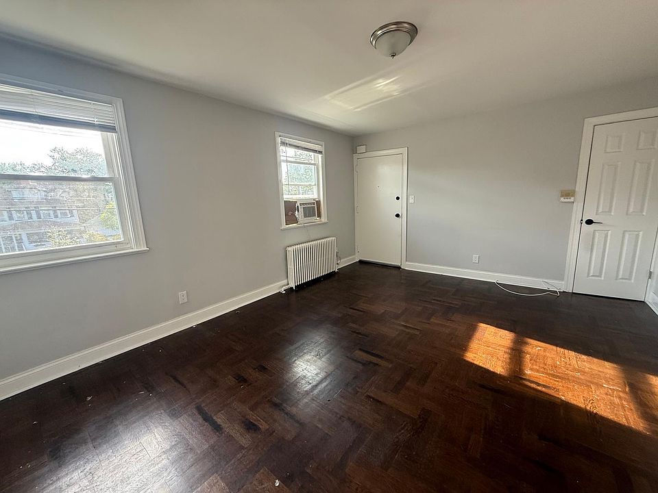 2nd image of 110 N 3rd Ave #2B-B