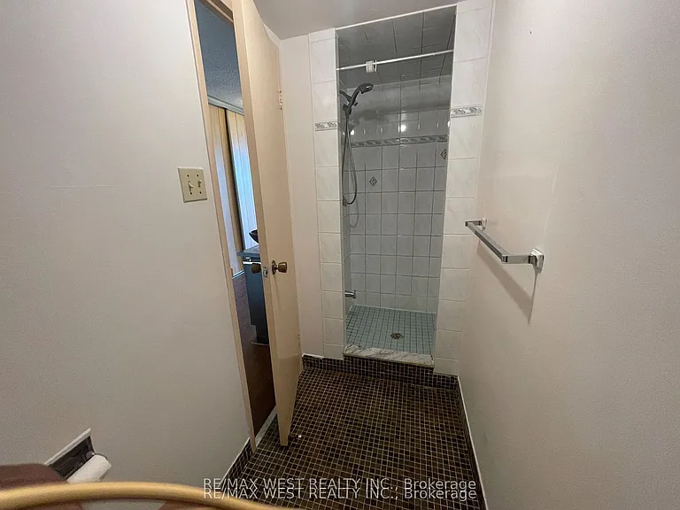 3303 Don Mills Rd #2905 — Photo 11