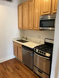 Rented by Flatiron Real Estate Advisors LLC