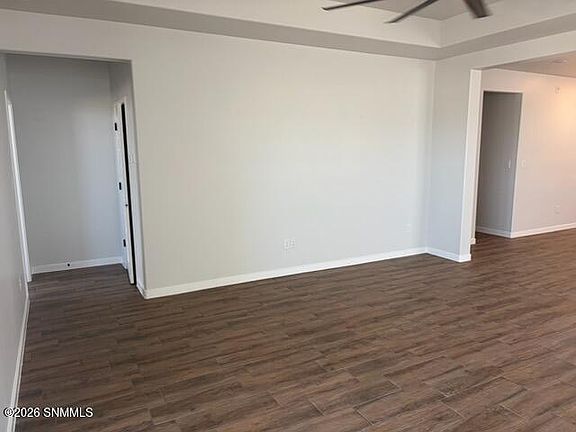 3rd image of 1055 Noria Ct