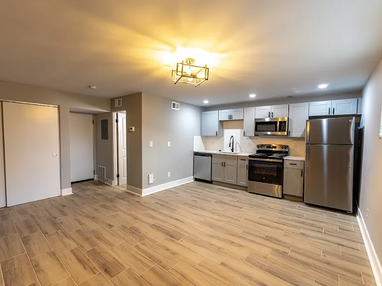 2320 W 47th Ave #11 — Photo 10