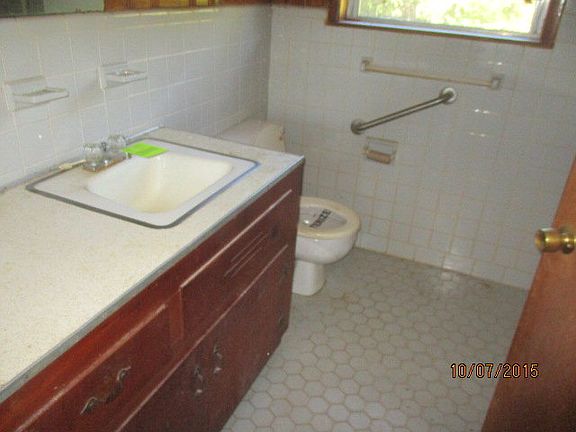 3rd image of 358 Southerland Ave