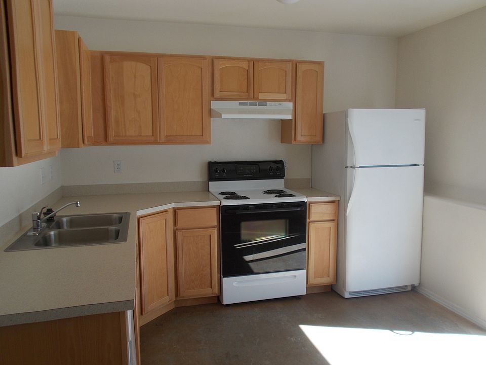 2nd image of 2944 E Palouse River Dr