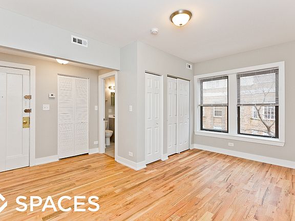 2nd image of 820 W Cuyler Ave #826420