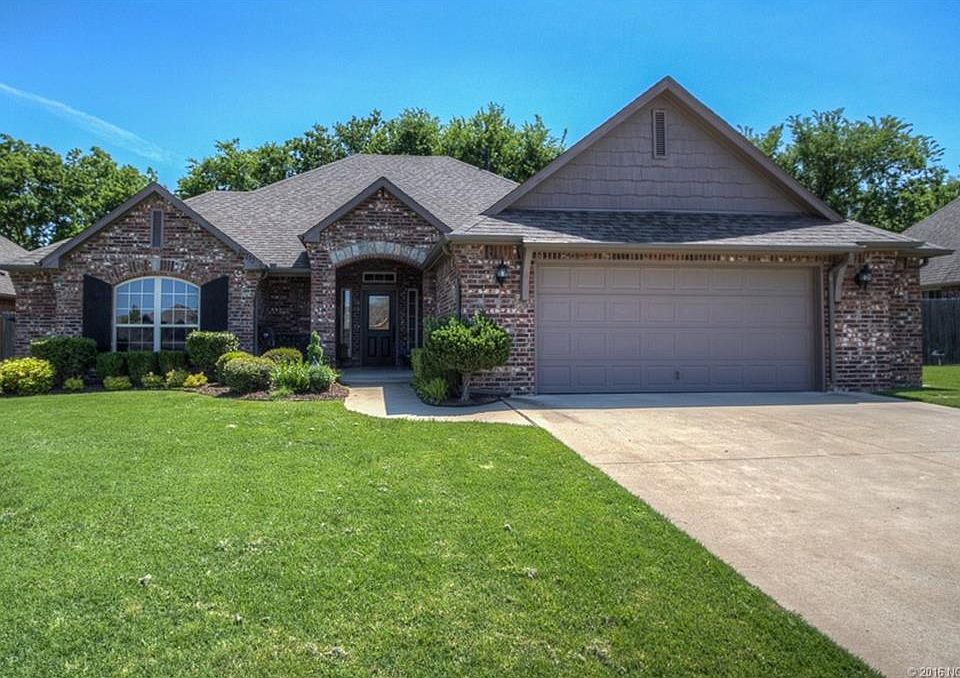 1st image of 14713 S Jordan Cres W
