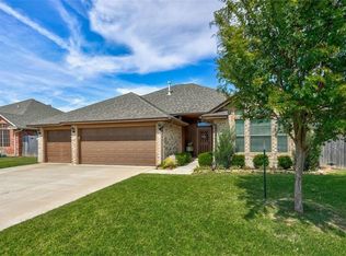 4628 Oasis Ln, Yukon, OK 73099