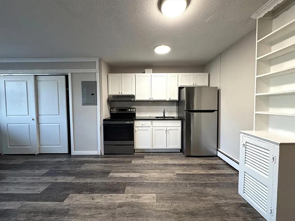 625 Main St #5