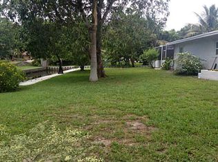 2089 SW 28th Way, Fort Lauderdale, FL 33312