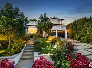 11237 W Acama St, North Hollywood, CA 91602