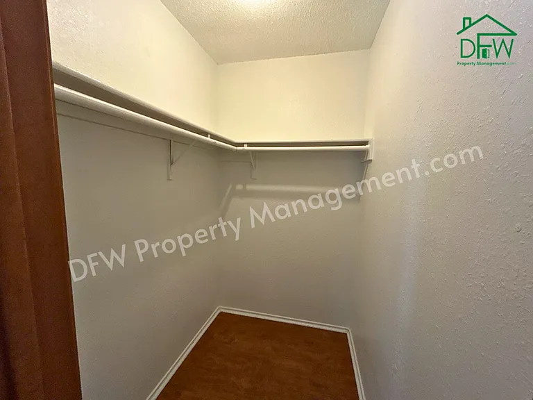 2412 Amber Hill Ln — Photo 75