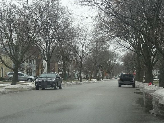 4th image of 5815 N Shoreland Ave
