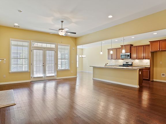 5th image of 1833 Grove Field Ln #21