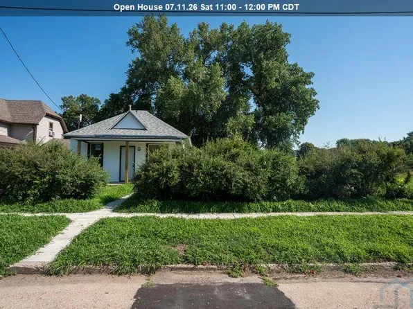 503 W 26th St, Sioux City, IA 51103