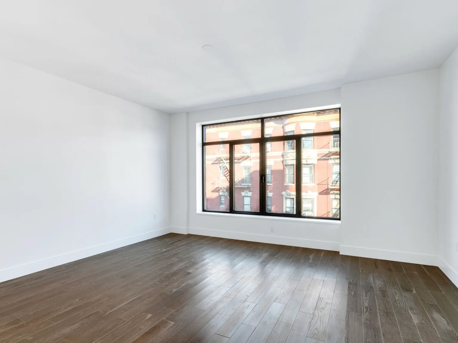 10 Lenox Avenue — Photo 3