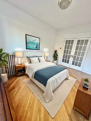 Rented by Luxian International Realty LLC | media 2