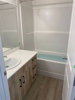 4th image of 850 Secord Blvd NW #21