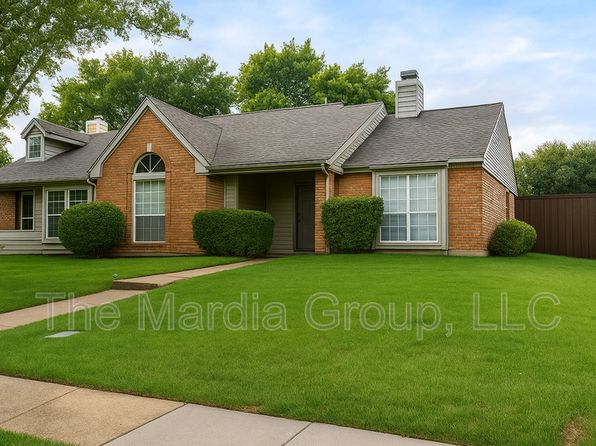 1435 Broadmoor Dr