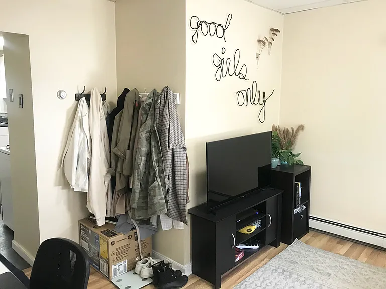 160 Otis St #2 — Photo 12