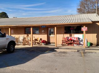 415 Cumberland St W, Cowan, TN 37318