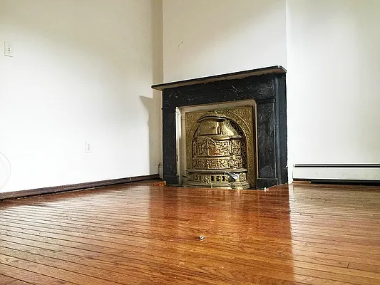 Rented by MNS | media 2