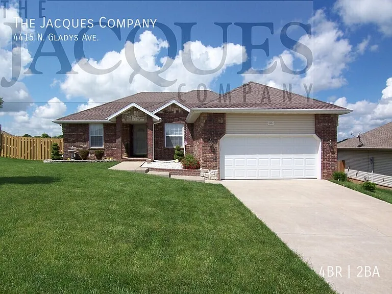 4415 N Gladys Ave — Photo 1