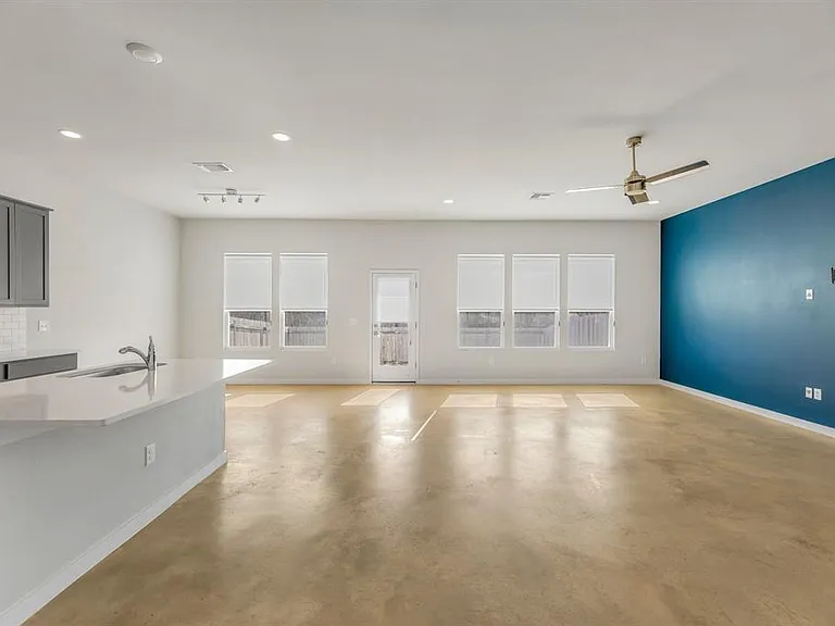 15101 Casbah Dr #37 — Photo 3