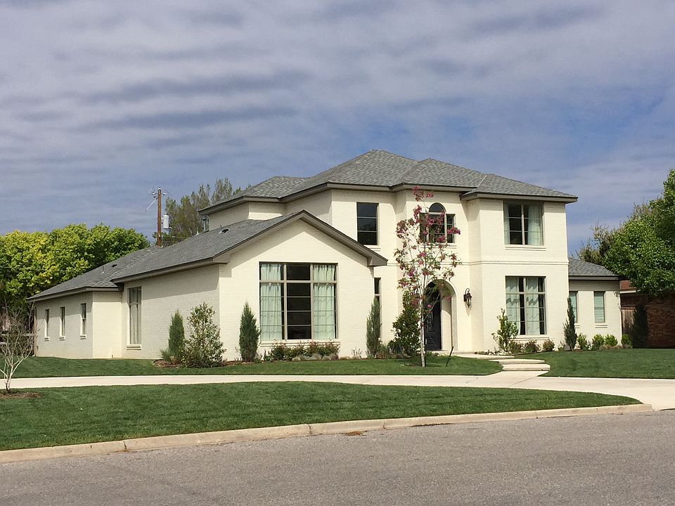 2301 Dogwood Lane