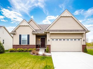 8308 Ardmoor Dr, Ypsilanti, MI 48198