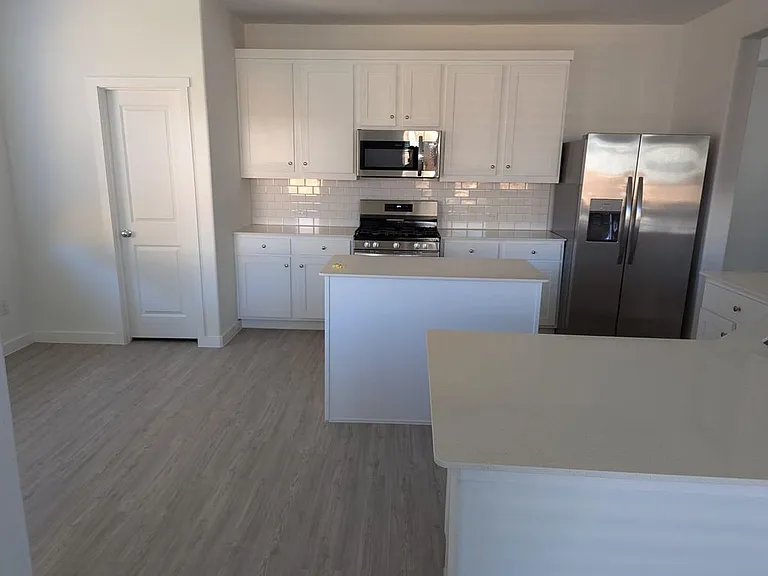 1842 White Ash Way — Photo 26