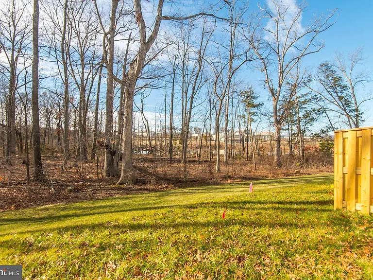 42482 Dogwood Glen Sq — Photo 28