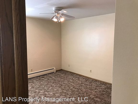 4th image of 1635 16th St SE APT 2