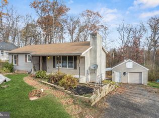 1545 Oak Ln, Upper Black Eddy, PA 18972