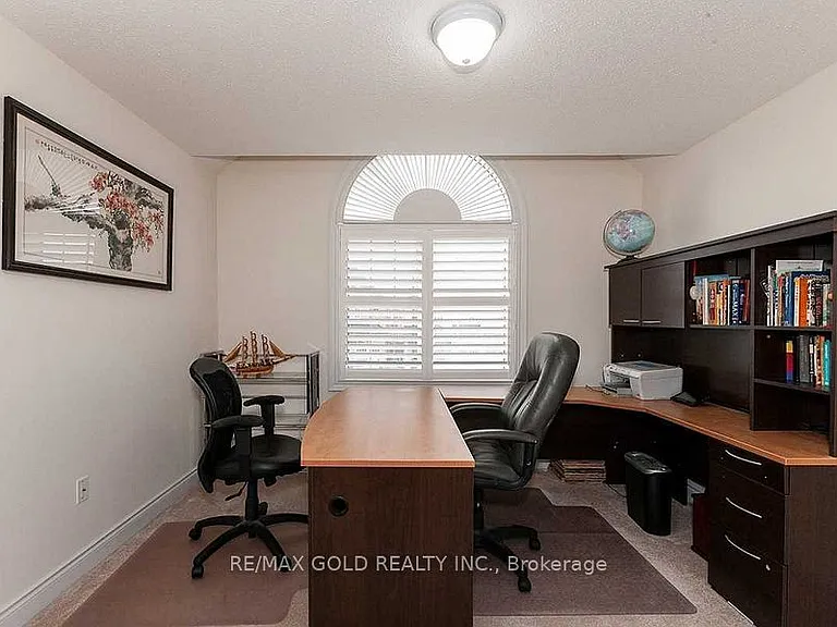 16 Valleyway Dr — Photo 22