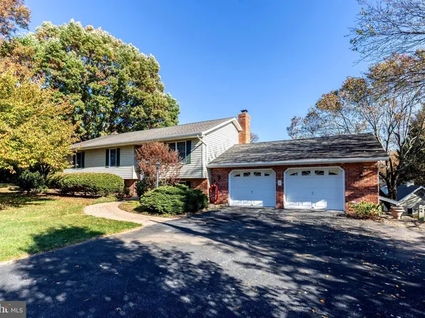 1507 Marie Dr, Finksburg, MD 21048