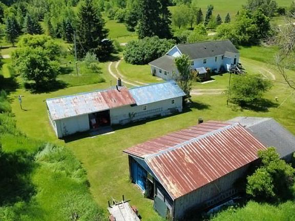 2nd image of 5710 Clouse Rd