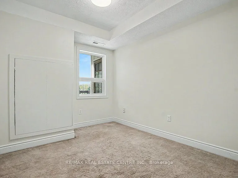 15 Hofstetter Ave #313 — Photo 17