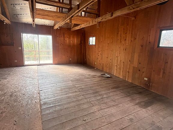 4th image of 11355 County Road East 76-126
