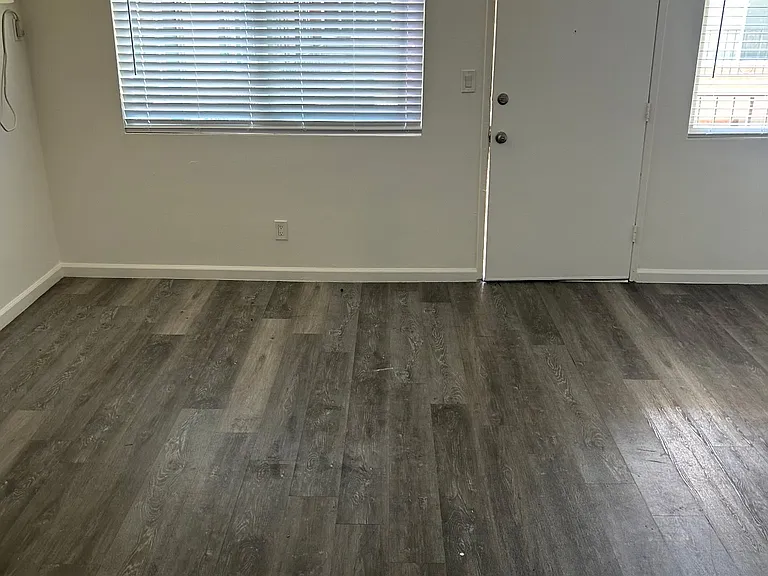 15522 Vanowen St. — Photo 12