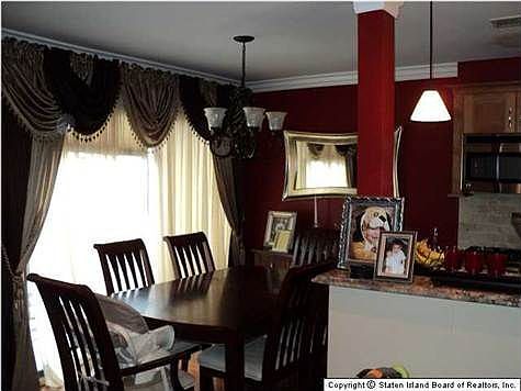 5th image of 22 Arielle Ln