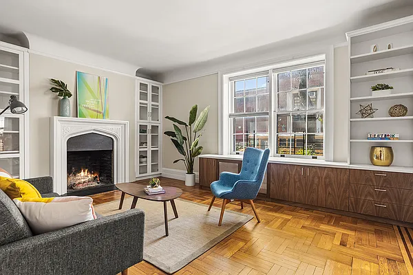 Sold by Compass | media 2