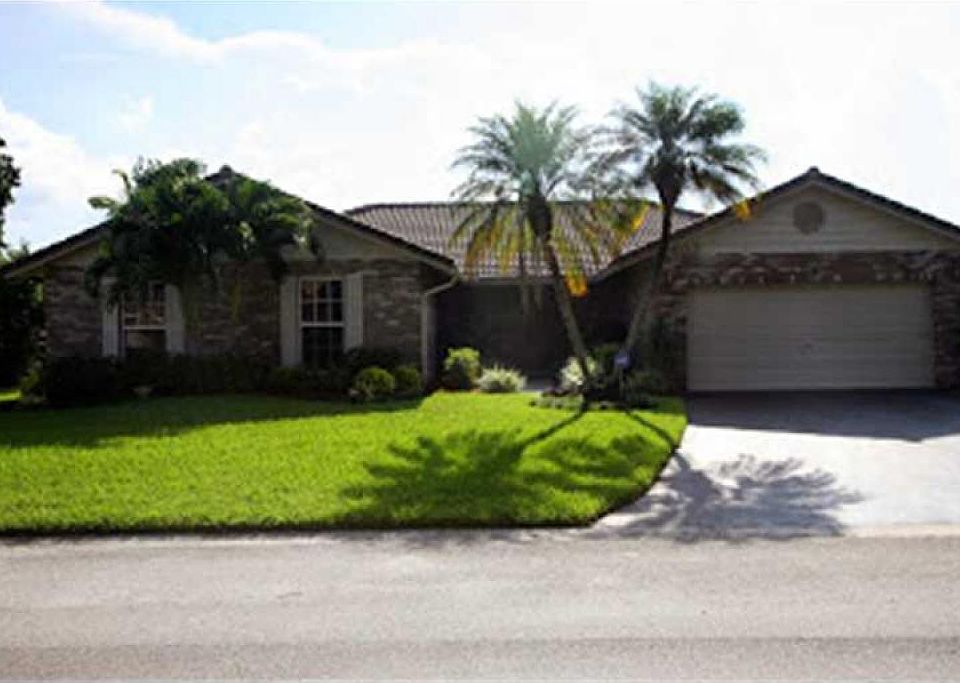1st image of 602 NW 111th Way