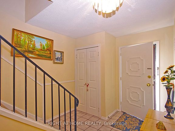 3rd image of 1055 Shawnmarr Rd #53