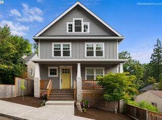 3671 SW Baird St, Portland, OR 97219