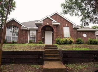 1518 Grinstad Dr, Garland, TX 75040