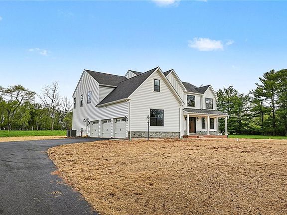 2nd image of 30 Marienstein Rd
