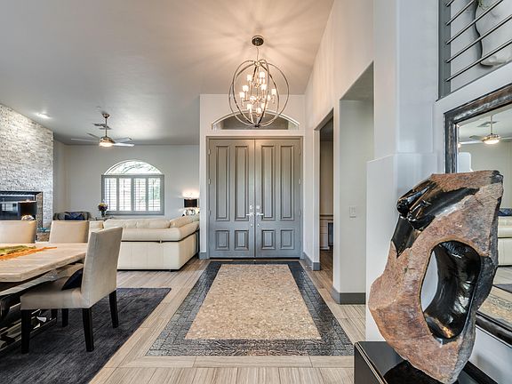 4th image of 1924 E Orinda Ln