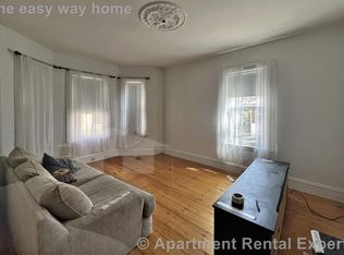 25 Sargent St #1D, Cambridge, MA 02140