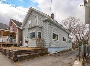 537 School St, Lowell, MA 01851